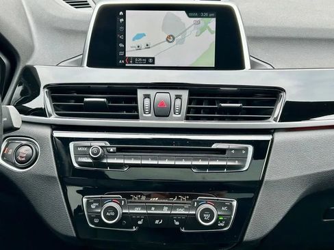 Used 2018 BMW X1 xDrive28i image 22