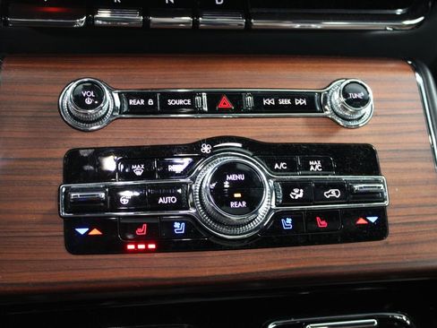 Used 2024 Lincoln Aviator Reserve w/ Equipment Group 201A image 33