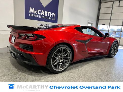 Used 2024 Chevrolet Corvette Z06 RWD image 5