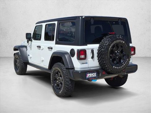 Used 2023 Jeep Wrangler Unlimited w/ Cold Weather Group AWD/4WD image 8