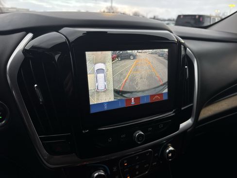 Used 2019 Chevrolet Traverse LT w/ LT Premium Package image 15