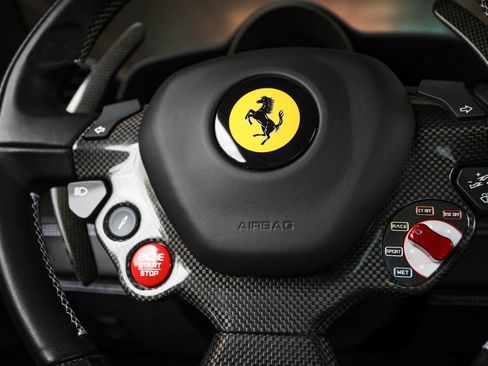 Certified 2019 Ferrari 488 GTB RWD image 31