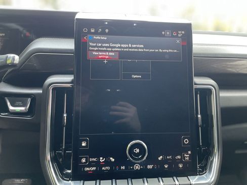 Used 2025 GMC Yukon Elevation image 15