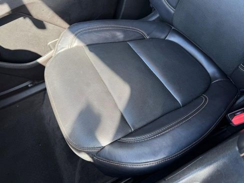Used 2020 Chevrolet Traverse Premier AWD/4WD image 28