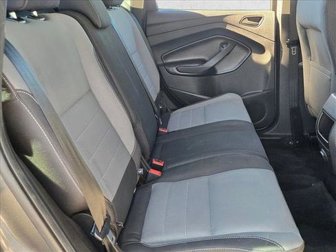 Used 2017 Ford Escape S image 19