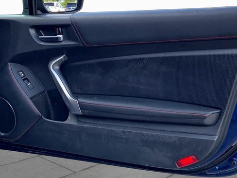 Used 2015 Scion FR-S RWD image 20