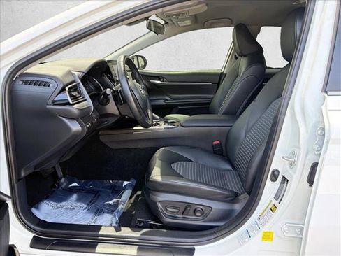 Certified 2023 Toyota Camry SE AWD/4WD image 12