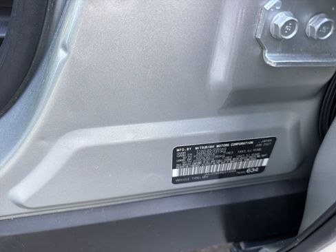 Used 2022 Mitsubishi Outlander ES FWD image 7