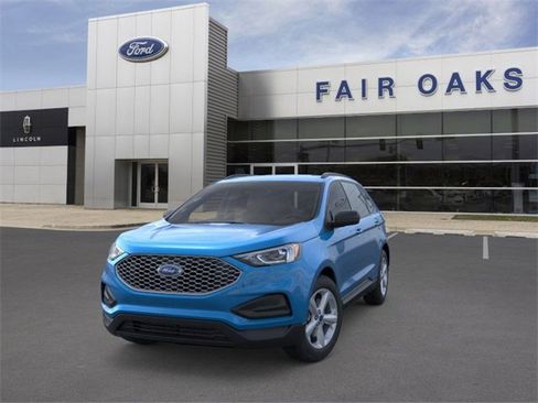 New 2024 Ford Edge SE image 2