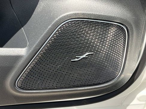 Certified 2025 Mercedes-Benz GLA 35 AMG 4MATIC image 27