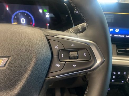 New 2026 Chevrolet Trax LT w/ LT Convenience Package FWD image 14