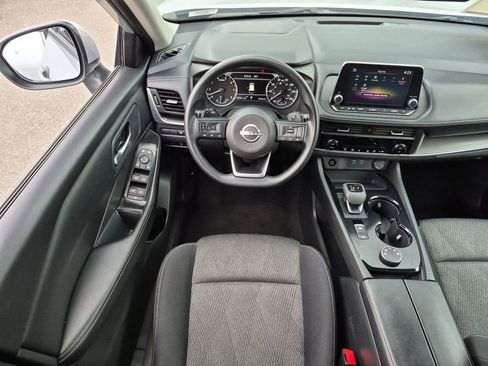 Used 2024 Nissan Rogue SV AWD/4WD image 13