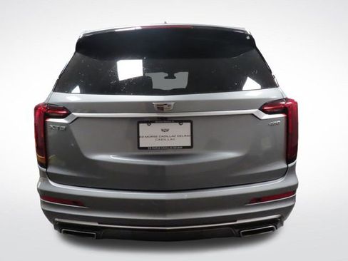 Certified 2025 Cadillac XT6 Premium Luxury image 4