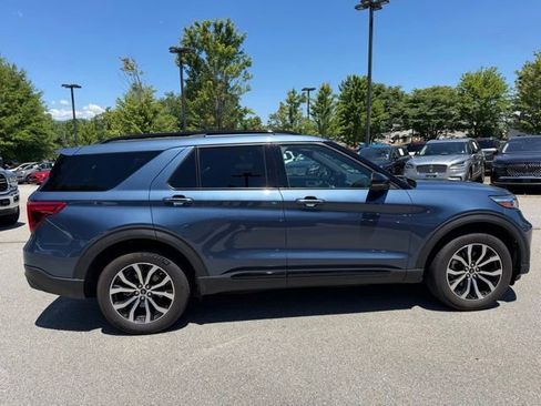 Used 2020 Ford Explorer ST w/ Premium Technology Package AWD/4WD image 6