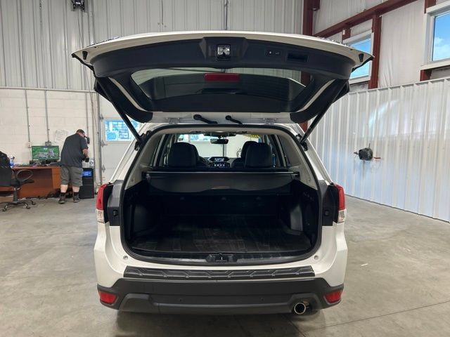 Used 2024 Subaru Forester Limited AWD/4WD image 21