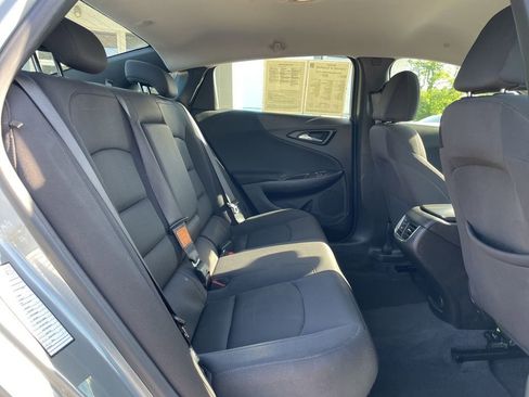 Used 2024 Chevrolet Malibu LT FWD image 31