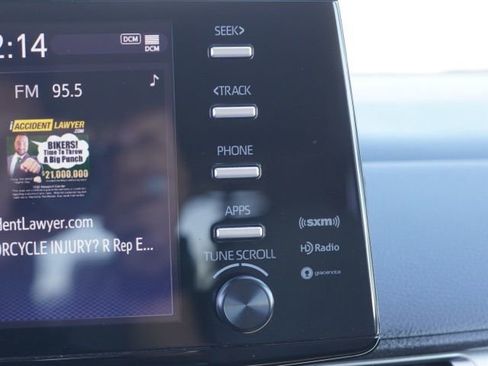 Certified 2024 Toyota Sienna LE image 25