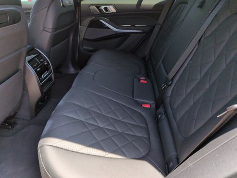 Used 2026 BMW X5 sDrive40i w/ M Sport Package RWD image 37