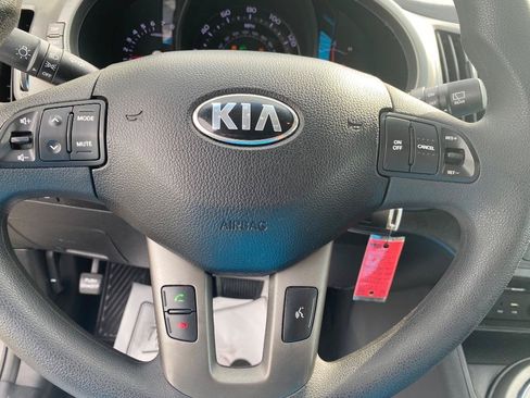 Used 2015 Kia Sportage LX FWD image 33