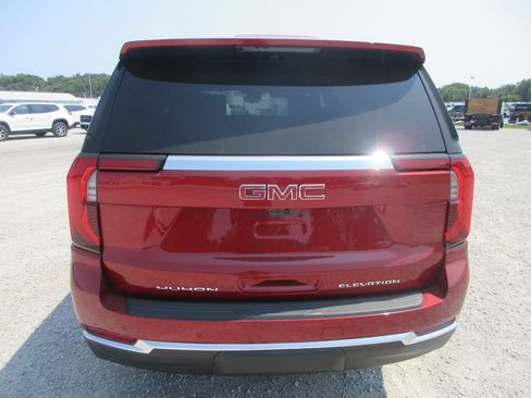 New 2026 GMC Yukon Elevation w/ Elevation Premium Package AWD/4WD image 5