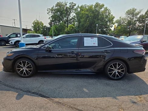 Used 2024 Toyota Camry SE w/ Audio Upgrade Package FWD image 7