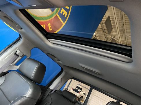 Used 2017 Chevrolet Silverado 1500 LTZ w/ LTZ Plus Package image 15