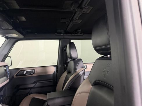 Used 2024 Ford Bronco Wildtrak AWD/4WD image 25