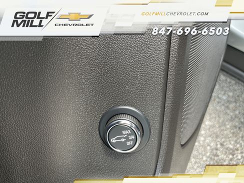 Used 2024 Chevrolet Blazer LT FWD image 13