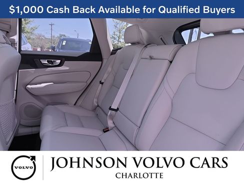New 2026 Volvo XC60 B5 Ultra w/ Protection Package Premier AWD/4WD image 14