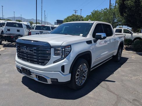 Used 2024 GMC Sierra 1500 Denali Ultimate AWD/4WD image 11