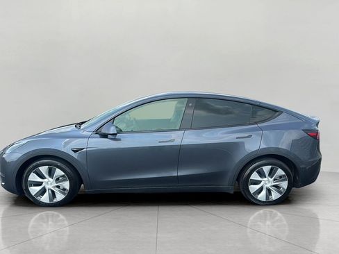 Used 2021 Tesla Model Y Long Range AWD/4WD image 4