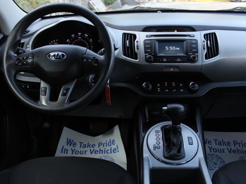 Used 2016 Kia Sportage LX w/ LX Popular Package AWD/4WD image 19
