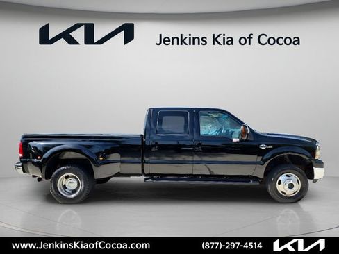 Used 2006 Ford F350 King Ranch AWD/4WD image 3