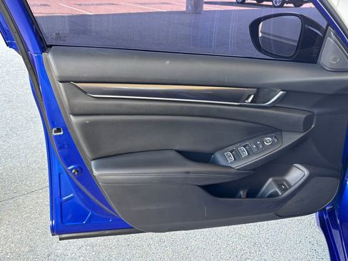 Used 2022 Honda Accord Sport image 24