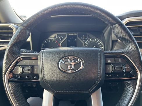 Used 2022 Toyota Tundra SR5 w/ SR5 Premium Package image 20