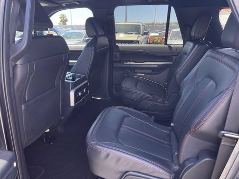 Used 2023 Ford Expedition Max Limited AWD/4WD image 19