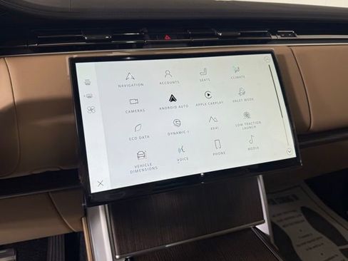 New 2026 Land Rover Range Rover SE image 30