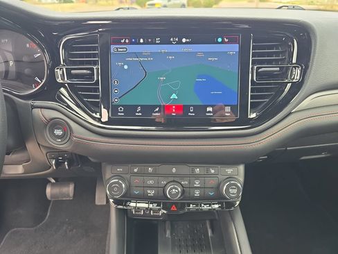 Used 2025 Dodge Durango GT AWD/4WD image 20