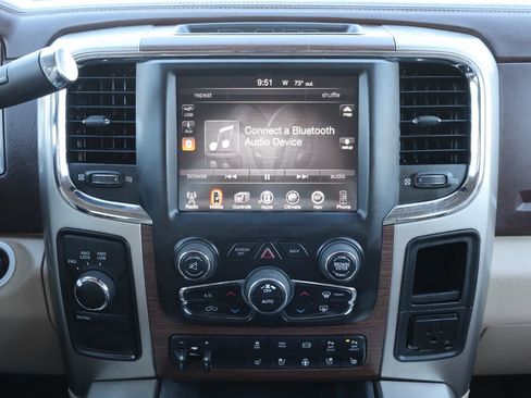 Used 2017 RAM 3500 Laramie image 35