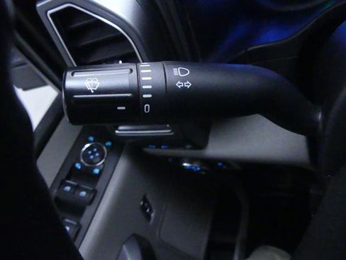 Used 2021 Ford F250 XLT w/ XLT Premium Package image 16