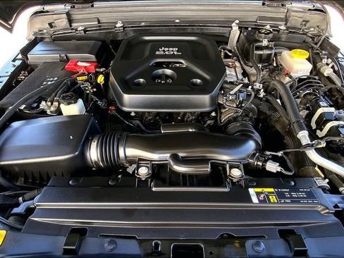 Used 2020 Jeep Wrangler Unlimited Sport AWD/4WD image 9