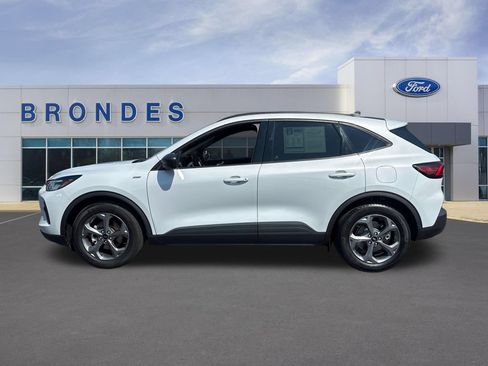Used 2025 Ford Escape ST-Line FWD image 1