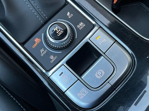 Used 2025 Kia Telluride S AWD/4WD image 29
