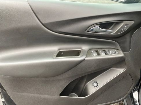 Used 2024 Chevrolet Equinox LT image 16