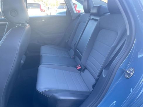 Used 2025 Volkswagen Jetta SE image 24