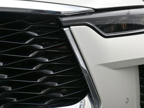 Used 2025 INFINITI QX60 Luxe w/ Cargo Package AWD/4WD image 10