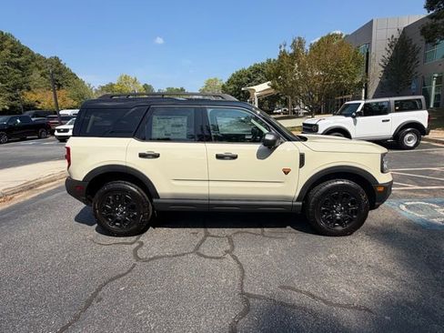 New 2025 Ford Bronco Sport Badlands w/ Badlands Tech Package image 17
