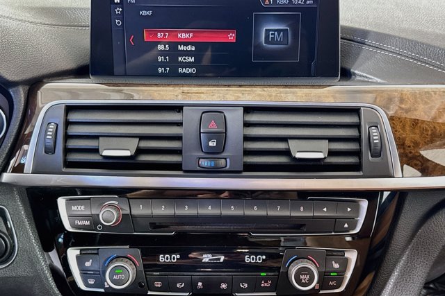 Used 2018 BMW 330e w/ Premium Package RWD image 15