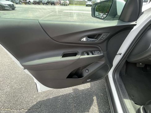 Used 2023 Chevrolet Equinox RS w/ RS Leather Package FWD image 14