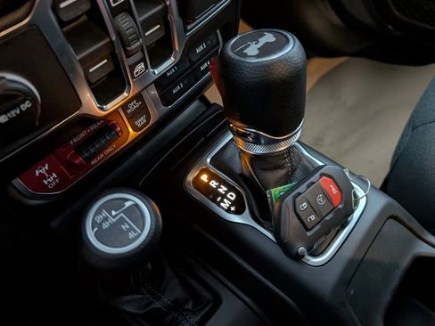 New 2026 Jeep Wrangler Unlimited Rubicon image 32